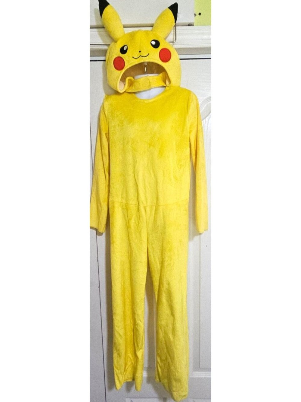 Pokemon Pikachu Classic Costume Kids 4-6 Attached Tail Soft Mask Hood Halloween